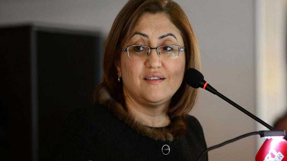 Enkazda ağlayan bebek, annesi ile 2 kişinin hayatını kurtardı! / Gaziantep Belediye Başkanı Fatma Şahin: 60 bin nüfuslu ilçenin yarısından çoğu yok