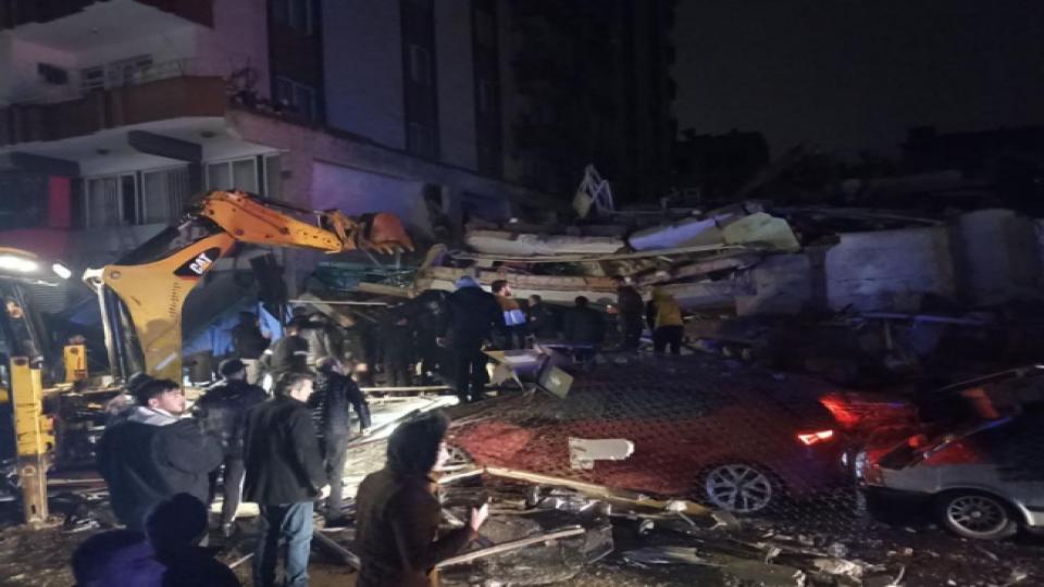 İskenderun'da yeni tehlike / Kahramanmaraş'ta 7,4 büyüklüğünde deprem