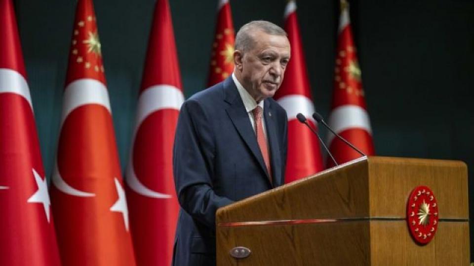 Vahdettin İnce: Dün Gönülleri Hüseyin'in Yanında Olanlarla, Bugün  Akılları Telaviv'in İpoteği Altında Olanlar.. / Danayı mandaya bağlamayacaktım! |  Vahdettin İnce