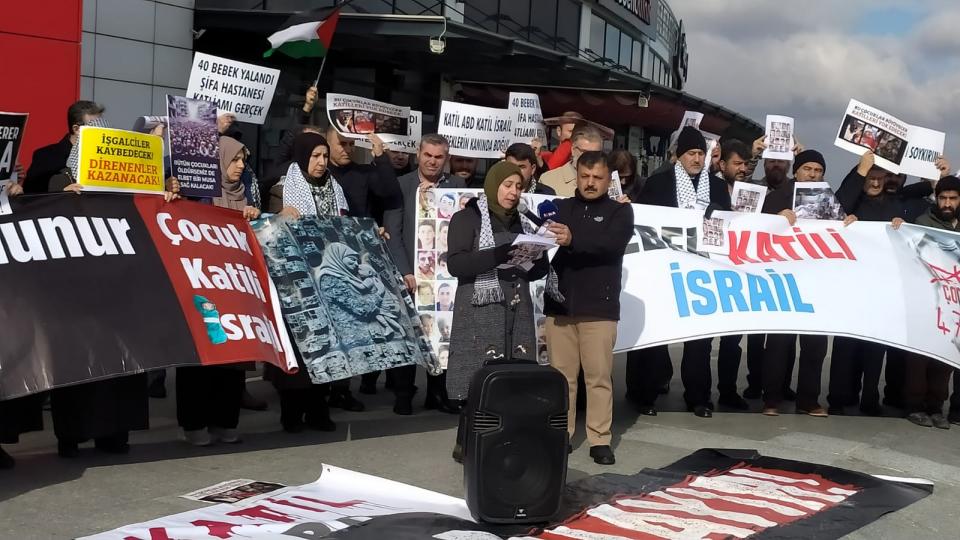 "Gazze'de Gazeteci Katliamı ve Basın Özgürlüğü Sorunu" konulu konferans verildi / UNICEF Suskunluğunu Sürdürürken, Ankara Filistin Dayanışma Platformu Çocuk Hakları İhlallerini Protesto Ediyor
