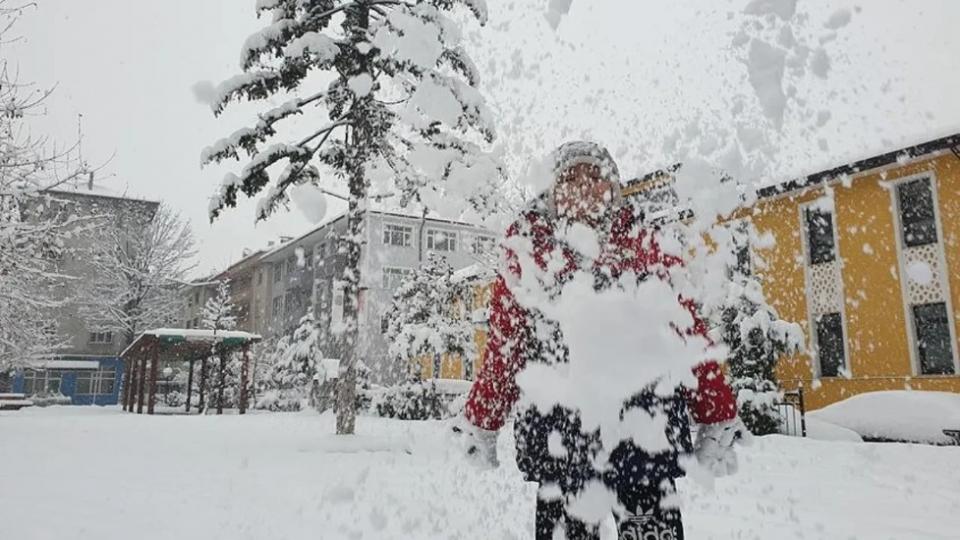 Ankara'da Cuma Günü Okullar Tatil..