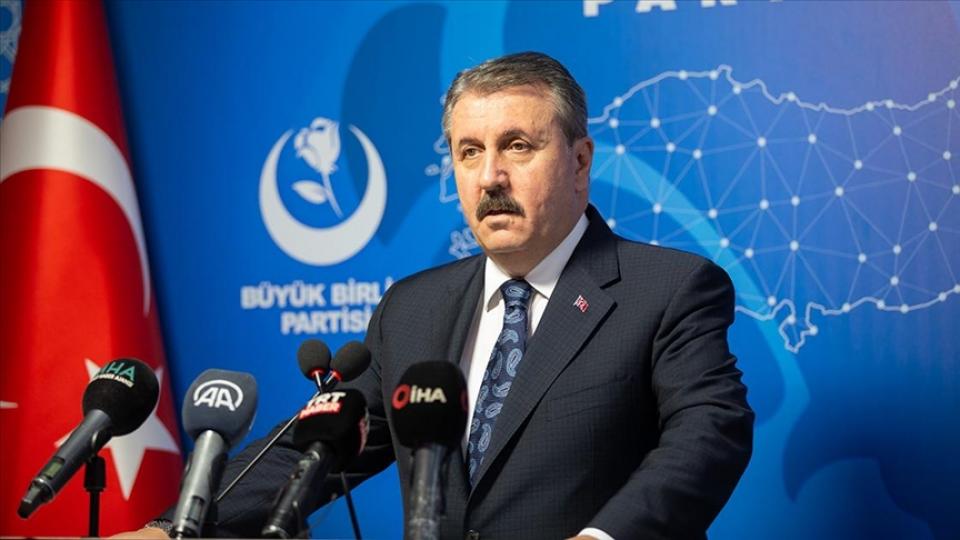 Mustafa Destici: Sadece kadınlara yönelik hastane kurulmalı