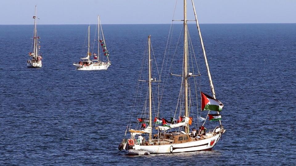 Sumud Gemisine Abluka:7 Savaş Gemisi ve Dronlarla Kuşatıldı
