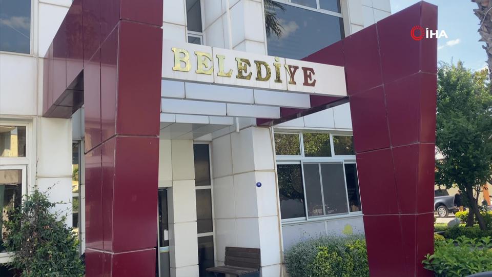 Seferihisar Belediyesi'ne operasyon: 6 gözaltı!