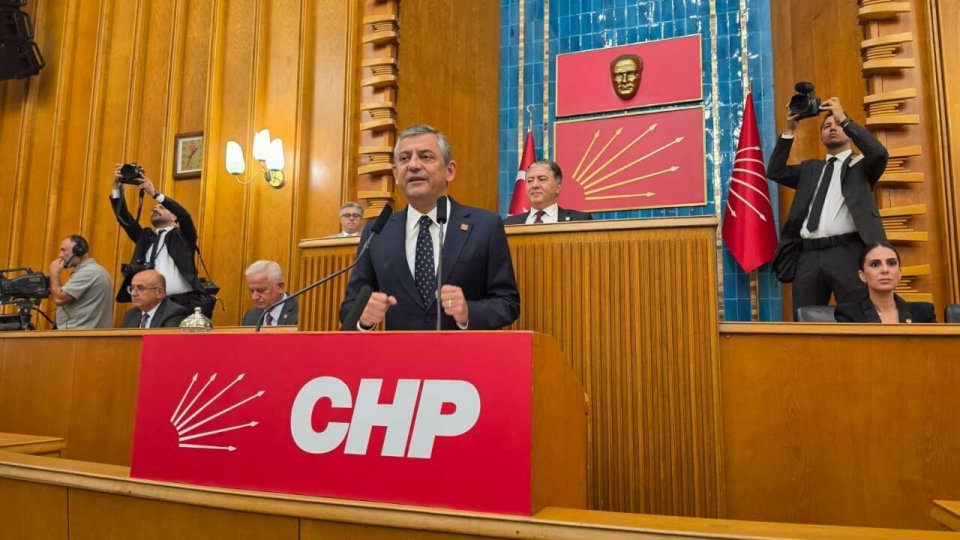 Toplum Devlet İlişkisinde Başka Bir Seçenek/Ayhan Bilgen / Özgür Özel, yeni partiyi ilan etti
