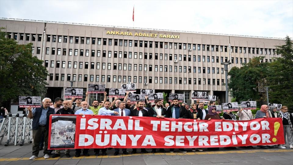 ANFİDAP'tan Madleen Gemisine Destek Eylemi.. / Anfidap: Ayşenur'un Katillerinin Türkiye- İsrail Çifte Vatandaşı Olan ve Soykırıma Katılan Kimselerden Olması Muhtemeldir!