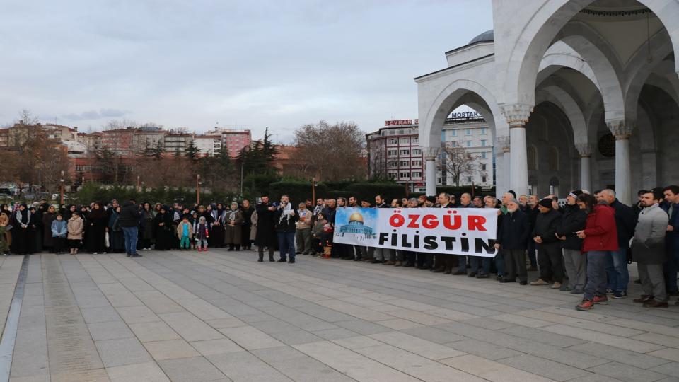 Gazze'deki zulümlere 'dur demek' için Ankaralılar bir araya geldi / Ankaralılar "Sizinle İftar, Gazzeli Kardeşlerimizle İftihar Ediyoruz" programında buluştu