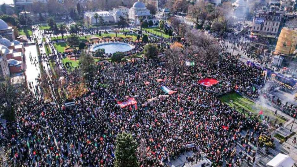 Ankara'da Filistin Dayanışma Platformu,  Özgür Filistin için Yürüyüş Yaptı.. / Türkiye genelinde binlerce kişi Filistin için tek yürek oldu
